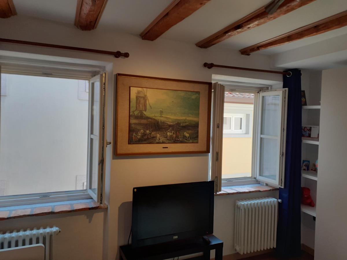 Aparthotel Torretta Eight Trieste Bagian luar foto