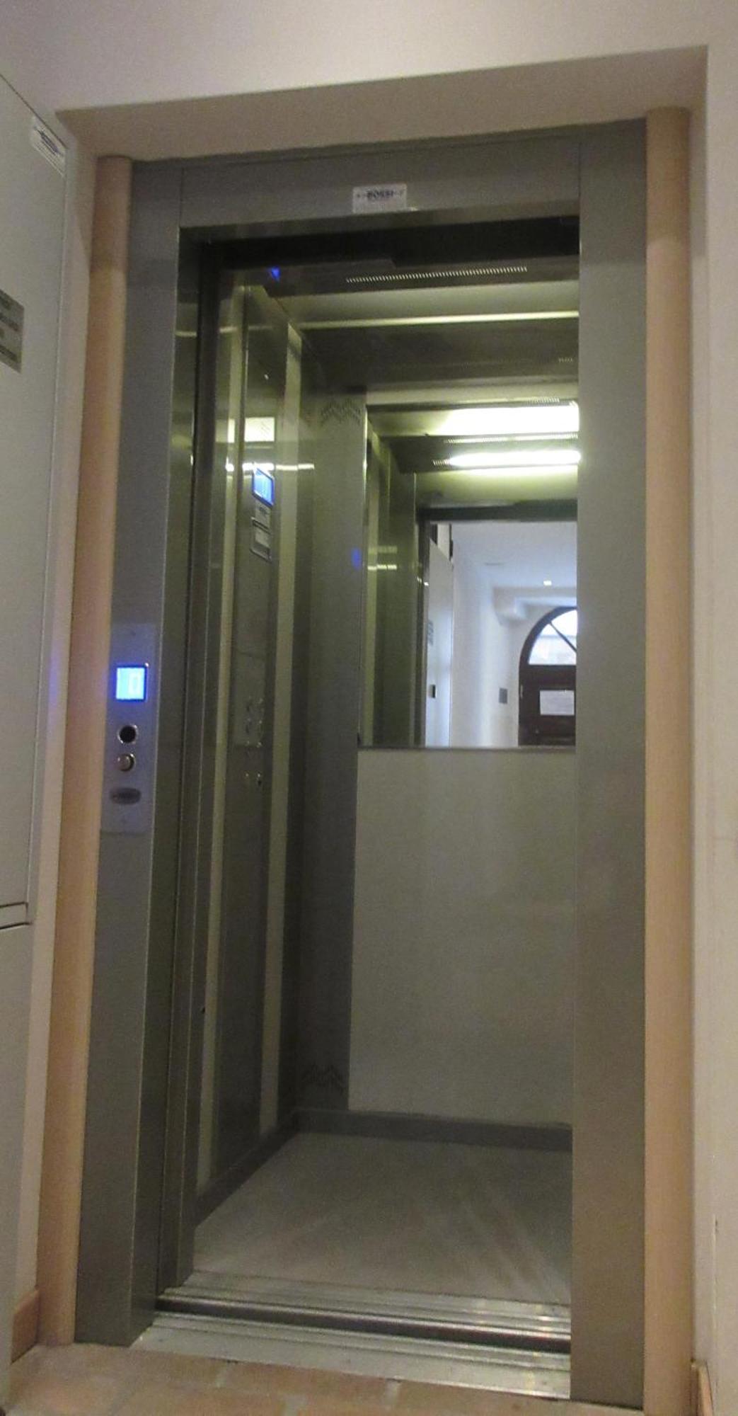 Aparthotel Torretta Eight Trieste Bagian luar foto